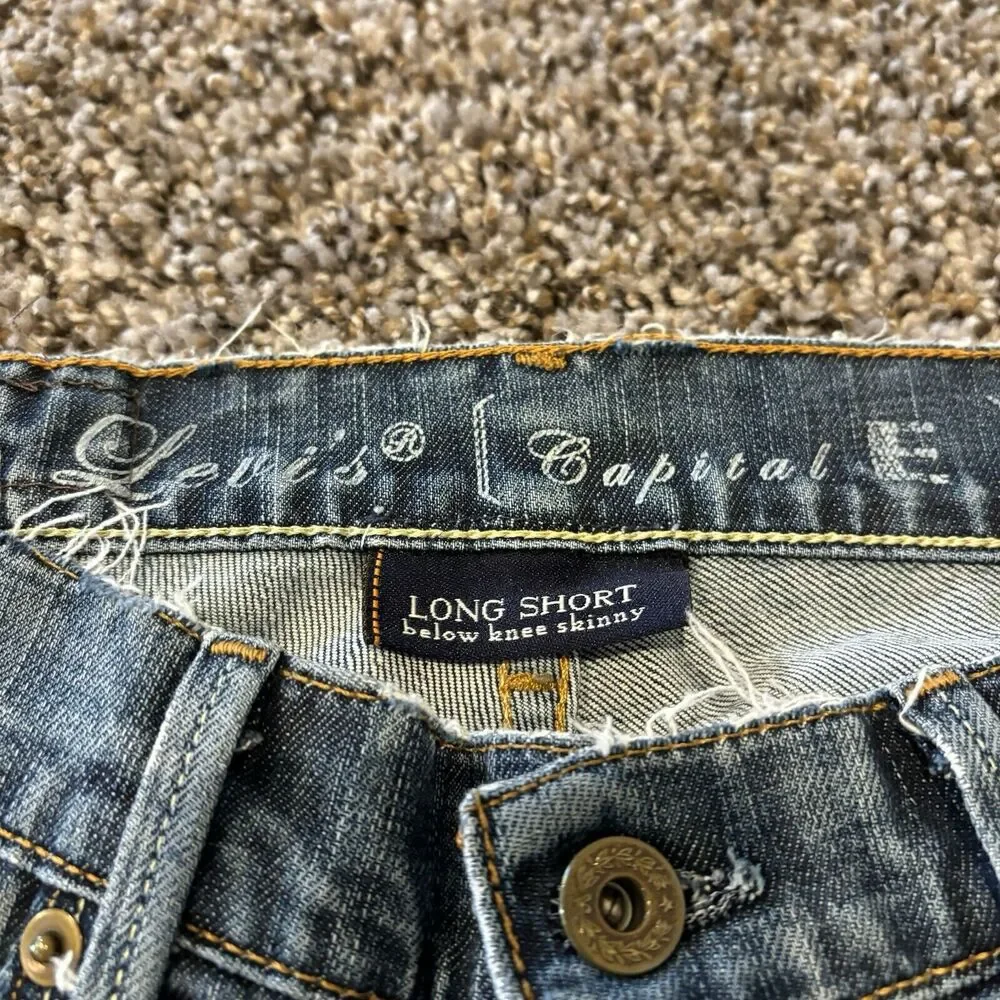 Levi’s Capital Long Shorts 26 Blue Denim Frayed Waist Below Knee Skinny - Picture 4 of 13